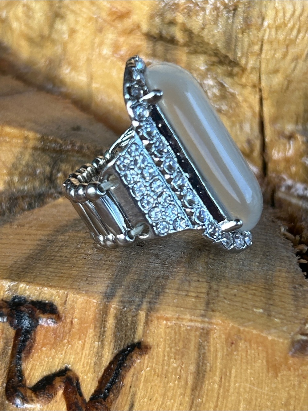 Vintage White Cat's Eye Cocktail Ring with Crystal Halo - Picture 4 of 8